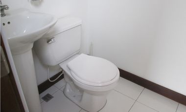 Oficina en venta en sector de Oviedo - El Poblado