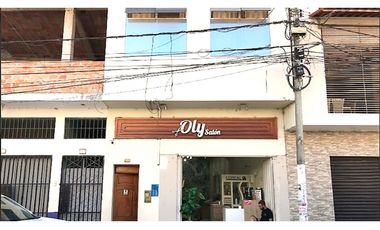 Local Comercial / Vivienda con 4 pisos en Venta - Tarapoto - Centro