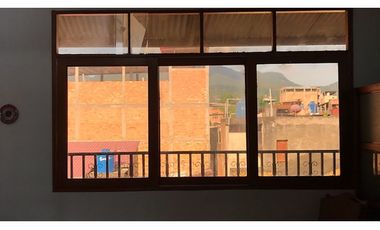 Local Comercial / Vivienda con 4 pisos en Venta - Tarapoto - Centro