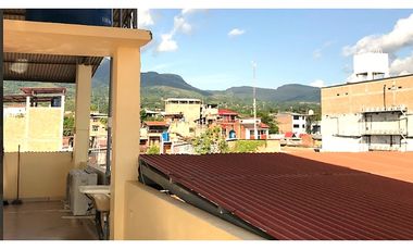 Local Comercial / Vivienda con 4 pisos en Venta - Tarapoto - Centro