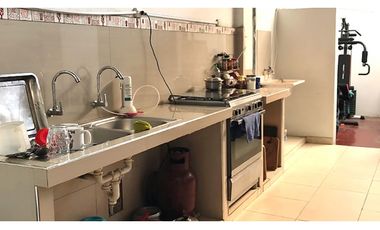 Local Comercial / Vivienda con 4 pisos en Venta - Tarapoto - Centro