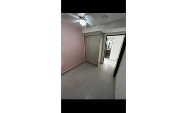SE ALQUILA APARTAMENTO EN EL BOSQUE