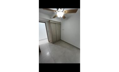 SE ALQUILA APARTAMENTO EN EL BOSQUE