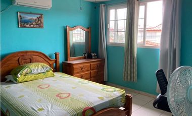CASA DUPLEX EN VENTA EN BRISAS DEL GOLF PANAM