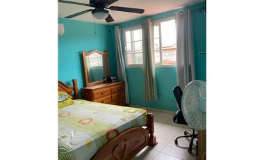 CASA DUPLEX EN VENTA EN BRISAS DEL GOLF PANAM