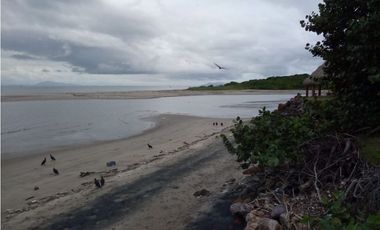 Vendo terreno de playa en Cocle