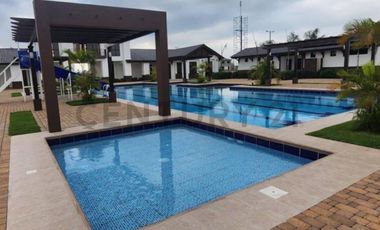 Venta Casa de Estreno en Isla Celeste