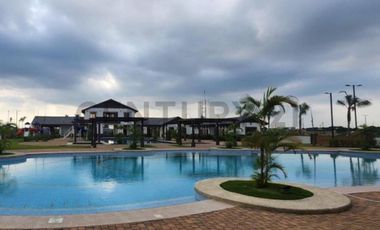 Venta Casa de Estreno, 4 Dorm. en Isla Celeste