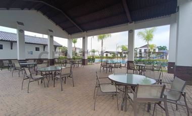 Venta Casa de Estreno, 4 Dorm. en Isla Celeste