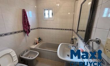 Semipiso en venta en Berazategui Este