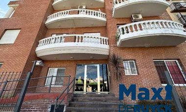 Semipiso en venta en Berazategui Este