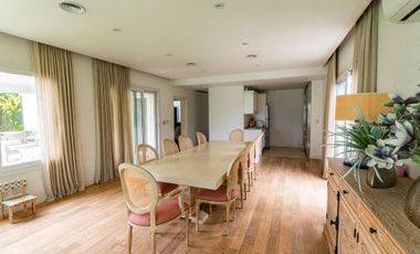 VENTA CASA AL CANAL BARRIO NUEVO QUILMES