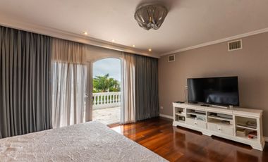 VENTA CASA AL CANAL BARRIO NUEVO QUILMES