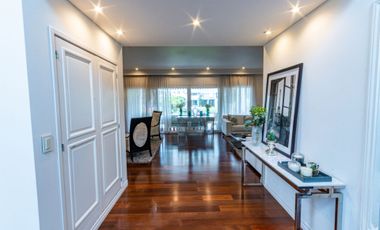 VENTA CASA AL CANAL BARRIO NUEVO QUILMES