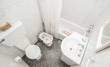 VENTA CASA 3 AMBIENTES SARANDI COCHERA