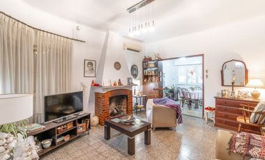 VENTA CASA 3 AMBIENTES SARANDI COCHERA