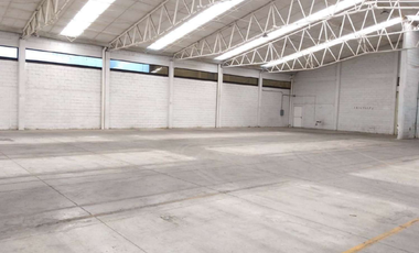 Amplia Bodega de 2700 m² en Renta en Tultitlán
