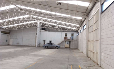 Amplia Bodega de 2700 m² en Renta en Tultitlán