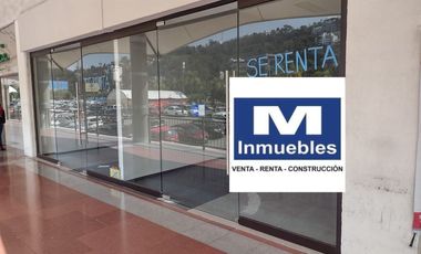 EXCELENTE LOCAL EN RENTA EN PLAZA FIESTA CAMELINAS
