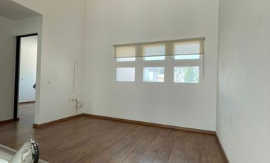 Casa en renta Morelia, Altozano.