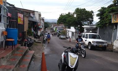 VENTA de LOCALES en GARZON