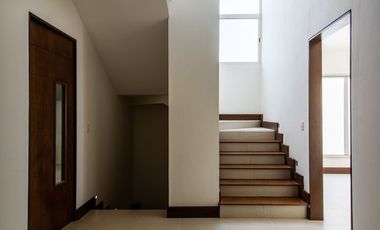 Casa en venta en carretera nacional / Laderas de Caranday