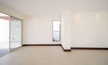 Casa en venta en carretera nacional / Laderas de Caranday
