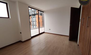 Departamento de venta en Puertas del sol – código:19719