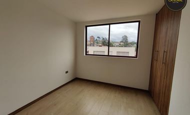 Departamento de venta en Puertas del sol – código:19719