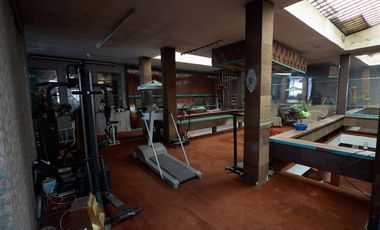 AMPLIACIÓN GRANADA AMPLIA CASA CON INMEJORABLE UBICACION PARA FINES COMERCIALES