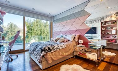 Espectacular casa mediterránea en Valle Escondido