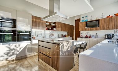 Espectacular casa mediterránea en Valle Escondido