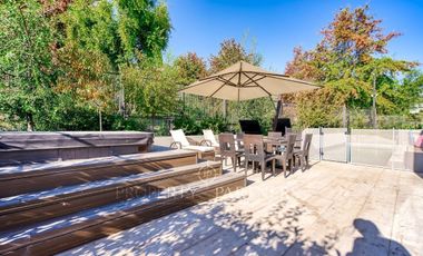 Espectacular casa mediterránea en Valle Escondido