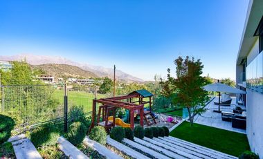 Espectacular casa mediterránea en Valle Escondido