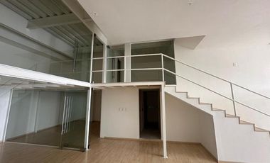 LOCAL EN RENTA PLAZA SAN PATRICIO METEPEC