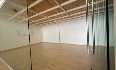 LOCAL EN RENTA PLAZA SAN PATRICIO METEPEC