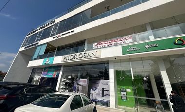 LOCAL EN RENTA PLAZA SAN PATRICIO METEPEC