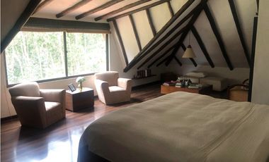 CASA CAMPESTRE SE VENDE. TABIO CUNDINAMARCA. AREA 3.000 m2