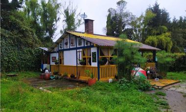 CASA  SE VENDE EN CHIA CUND.