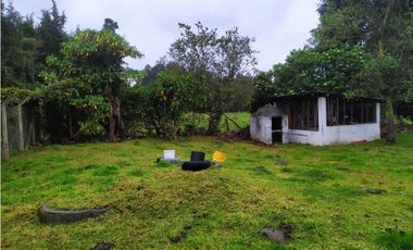 CASA  SE VENDE EN CHIA CUND.
