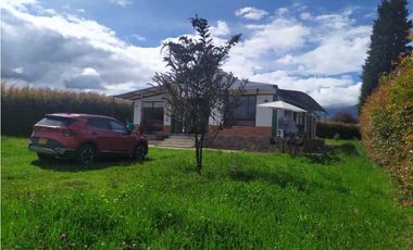 VENDO CASA CAMPESTRE SOTAQUIR BOYAC 1300 M2