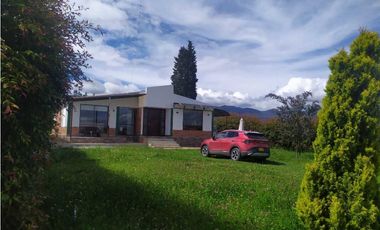 VENDO CASA CAMPESTRE SOTAQUIR BOYAC 1300 M2
