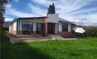 VENDO CASA CAMPESTRE SOTAQUIR BOYAC 1300 M2