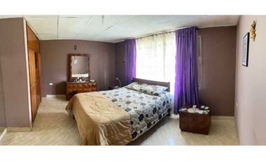 VENDO CASA CON LOTE. REA 672 m2  PACHO CUNDINAMARCA