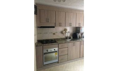 VENDO CASA CON LOTE. REA 672 m2  PACHO CUNDINAMARCA