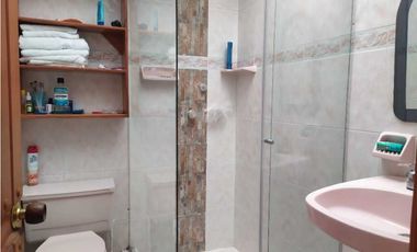 VENDO CASA CON LOTE. REA 672 m2  PACHO CUNDINAMARCA
