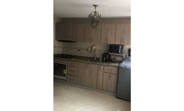 VENDO CASA CON LOTE. REA 672 m2  PACHO CUNDINAMARCA