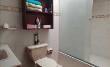 VENDO CASA CON LOTE. REA 672 m2  PACHO CUNDINAMARCA