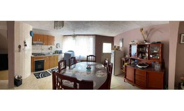 VENDO CASA CON LOTE. REA 672 m2  PACHO CUNDINAMARCA