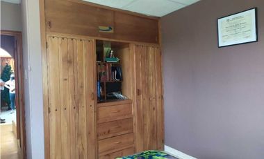VENDO CASA CON LOTE. REA 672 m2  PACHO CUNDINAMARCA
